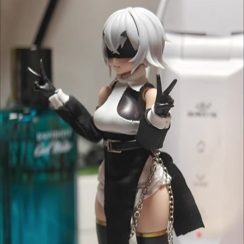 1/12 Scale Colored Off Shoulde - đánh giá và giá Model Kit Girls
