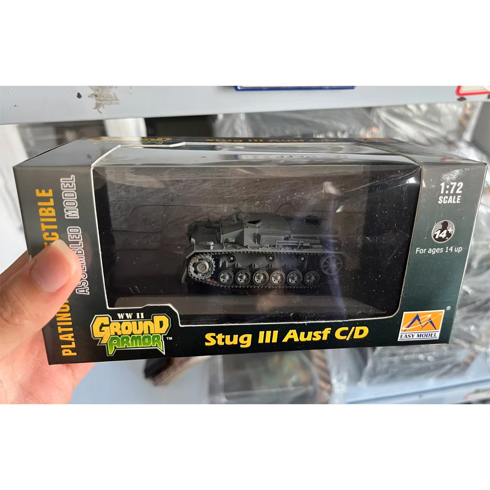 Easymodel 36139 1/72 Scale Stu - đánh giá và giá Model Kit Tank